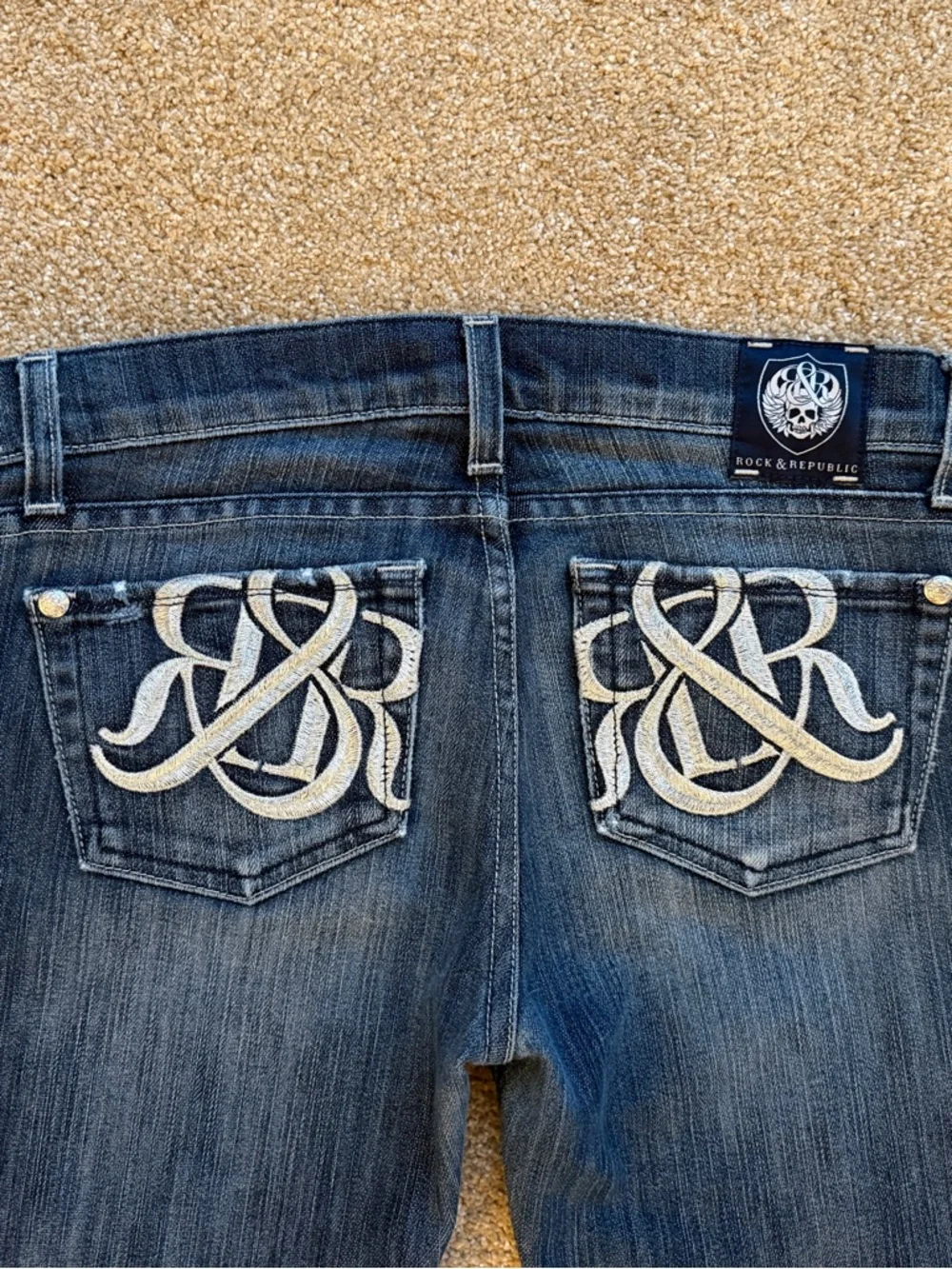 Rock & Republic Low Rise Skinny Jeans Size 26 Med Dk Wash Embroidered Pocket - Picture 5 of 16
